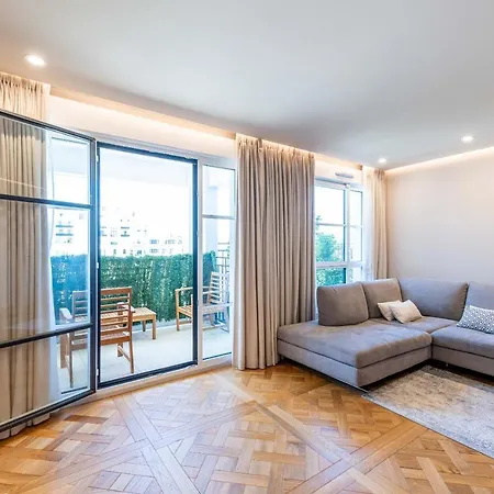 Appartamento Prestige By Plaza Chessy  Esterno foto